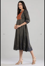 Navy Round Neck Printed flared dress in berlin
