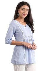 Blue Round Neck yarn-dyed top in berlin