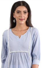 Blue Round Neck yarn-dyed top in berlin