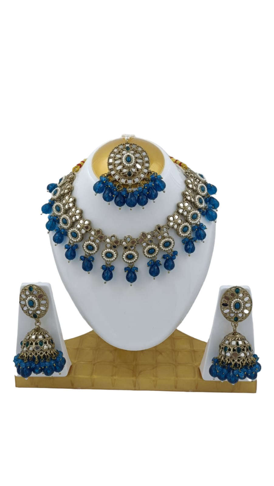 Mirror Necklace earring with Mangtika in Hamburg Namma Markt