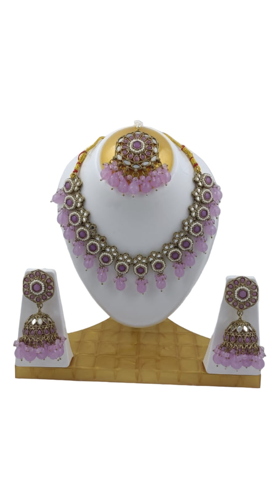 Mirror Necklace with Earring and Mangtika in Hamburg