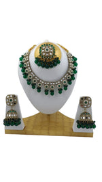 Mirror Necklace With earring and Mangtika in Hamburg