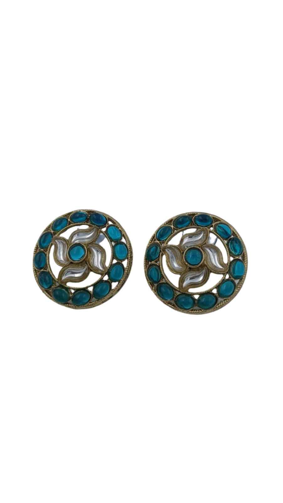 Kundan Stud Earring in Hamburg