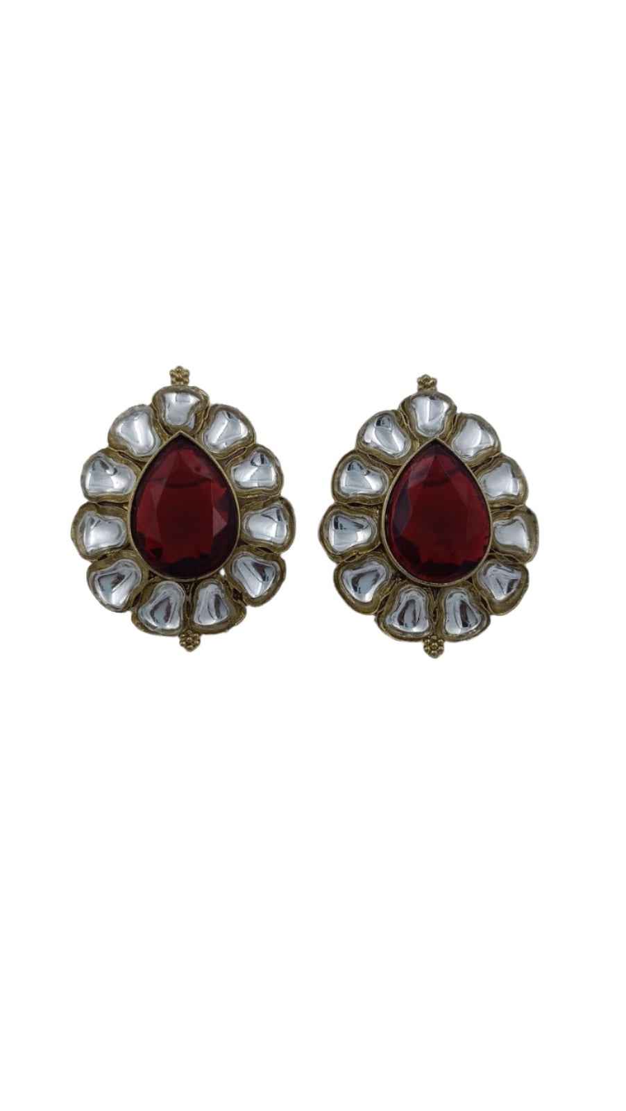 Kundan Stud Earring in Dresden