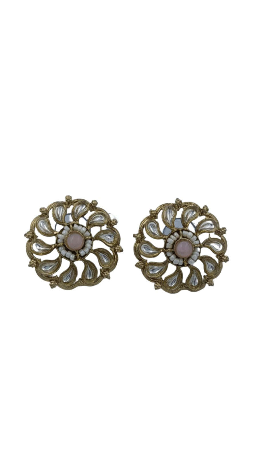 Kundan Stud Earring in Bonn