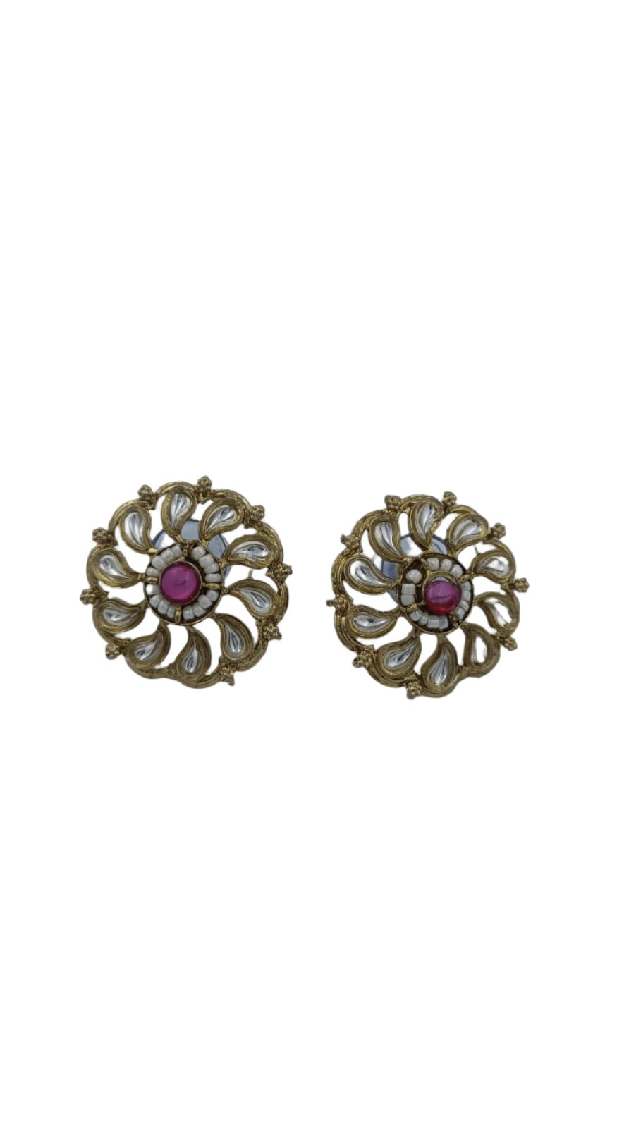 Kundan Stud Earring in Bonn