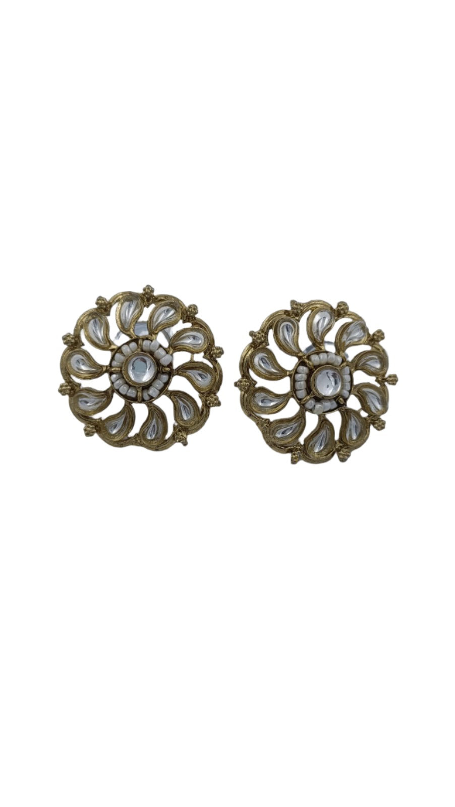 Kundan Stud Earring in Bonn
