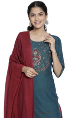 Green embroidered kurta trousers brown dupatta set in Munich