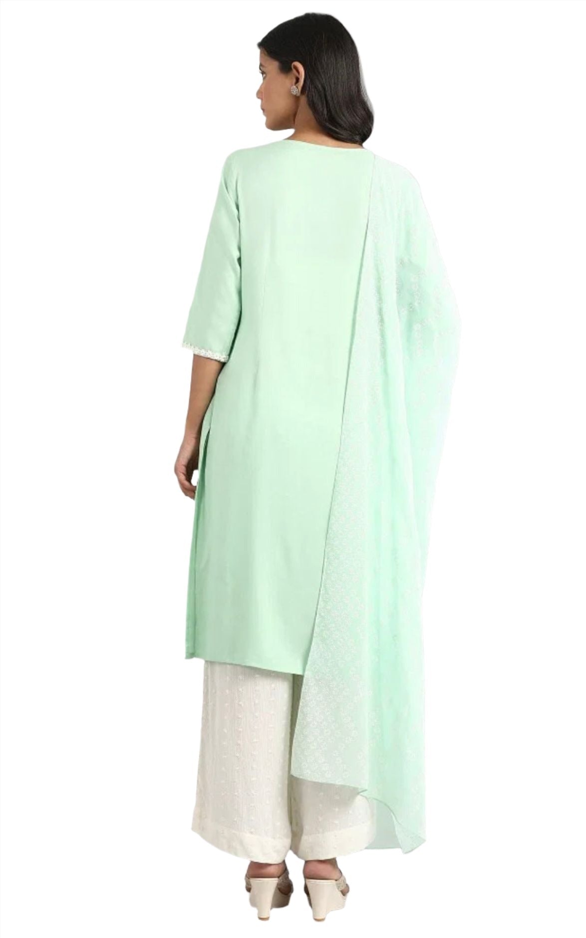 Green kurta set in Germany