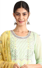 Green round Neck kurta set in Berlin