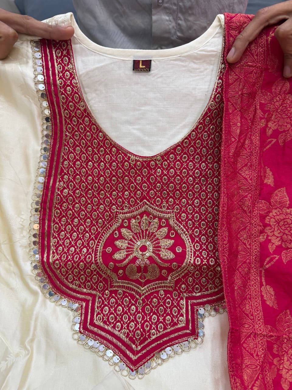 Banarasi Partywear suit(Onam Special)