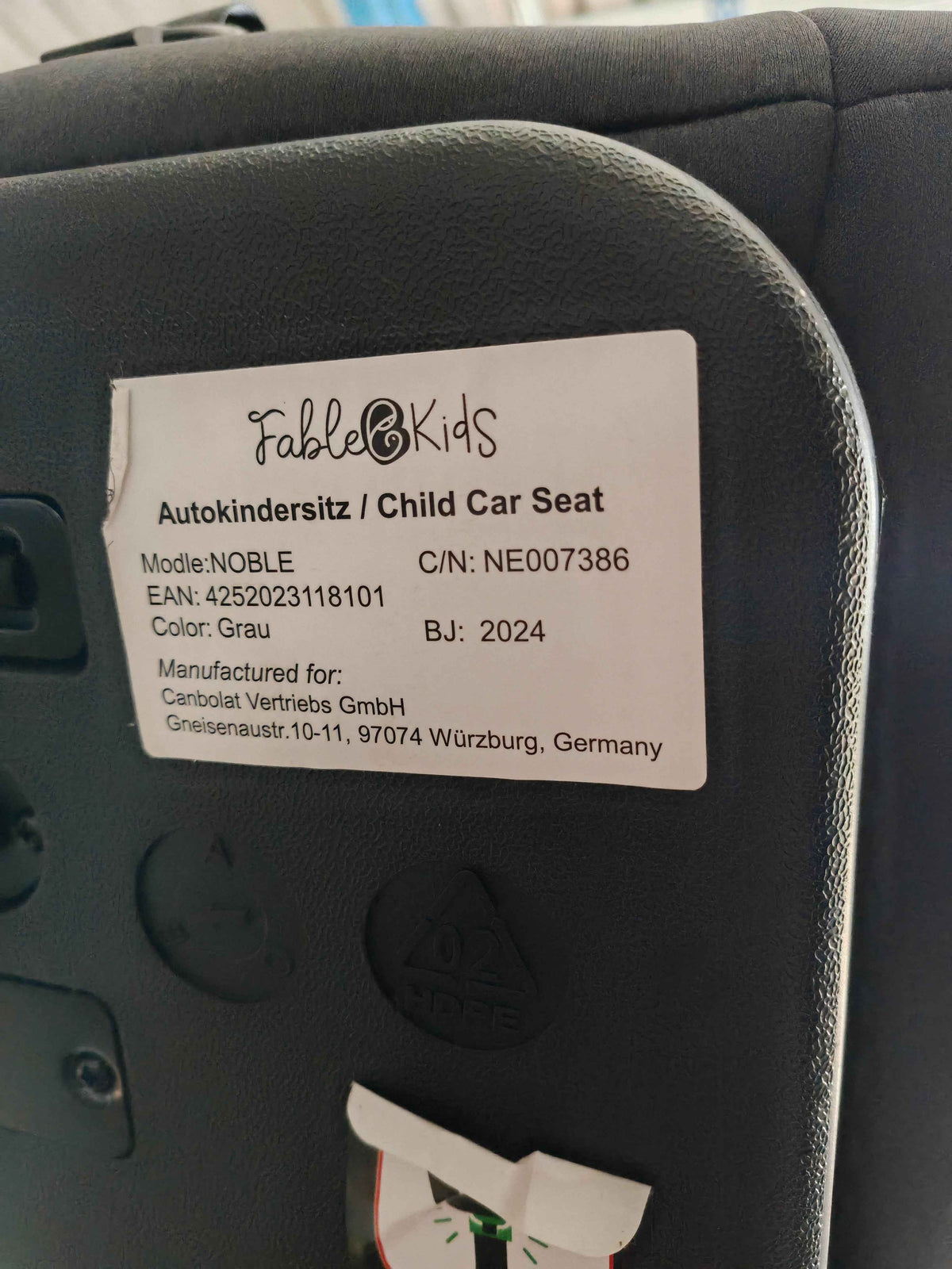 Fable Kids Noble Autokindersitz Grau mit Station Babysitz Kinder Auto