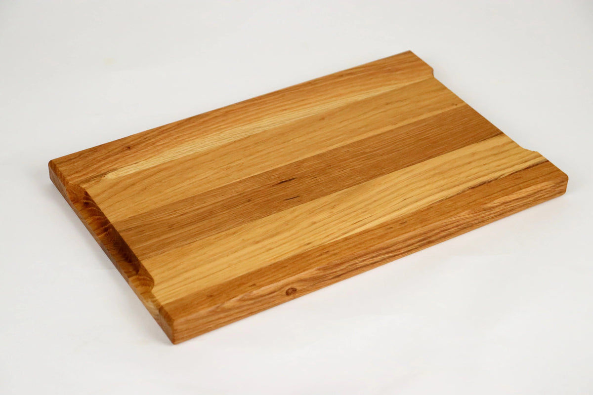 Steakbrett Eiche 32x20x2,2cm – Grillbrett mit Saftrille & Saftrinne