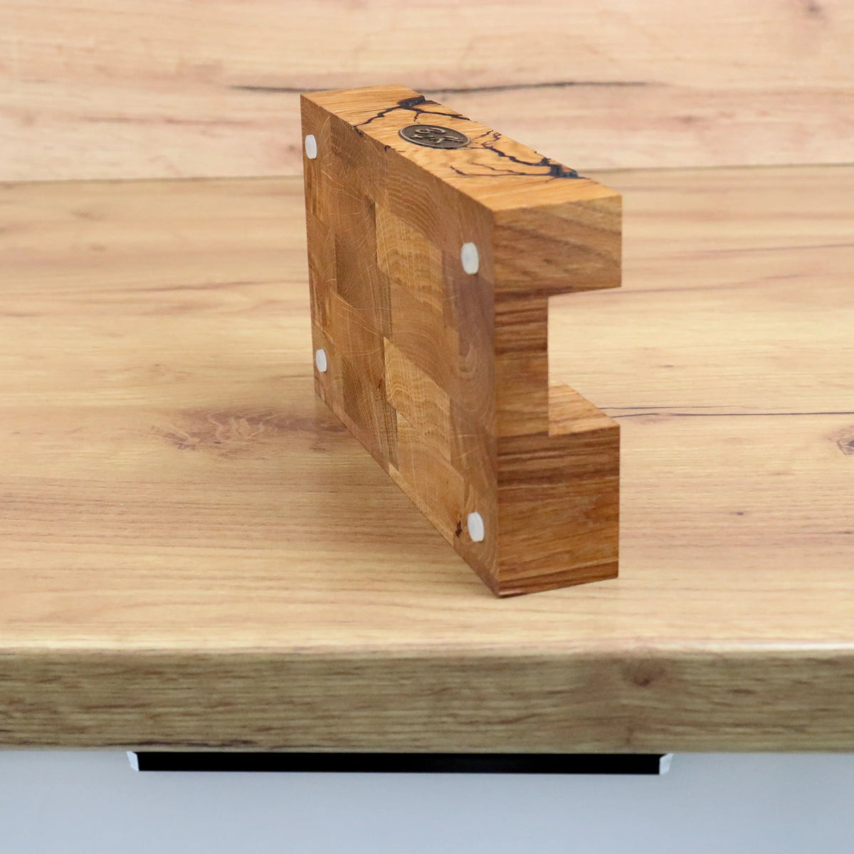 Lichtenberg Designer Stirnholzbrett Eiche 45x30x4cm – Massives Unikat-Schneidebrett