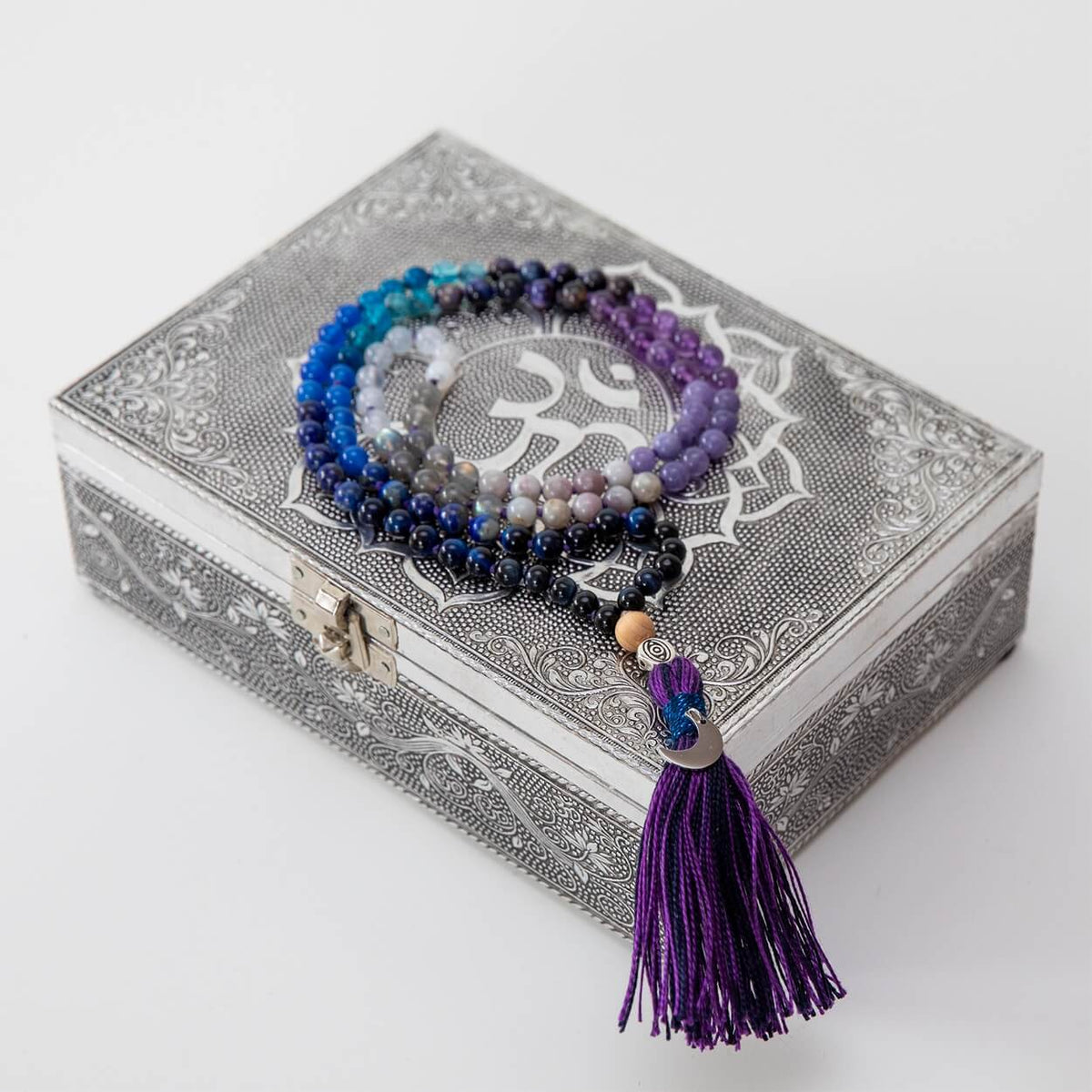 Mala Kette aus Amethyst, Mondstein & Lapis Lazuli: Moon Child