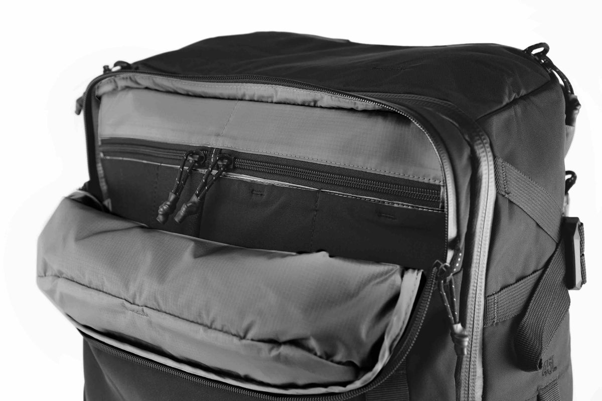 Matador GlobeRider45 Travel Backpack (black) - Handgepäckkonformer Rucksack für Weltreisen (45 liter) von Matador