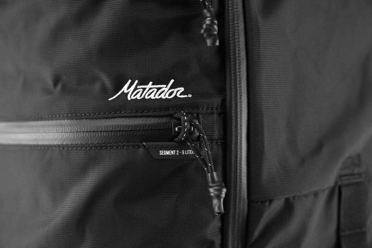Matador SEG45 Travel Pack- robuster Rucksck mit segmentierten Taschen wie Würfel