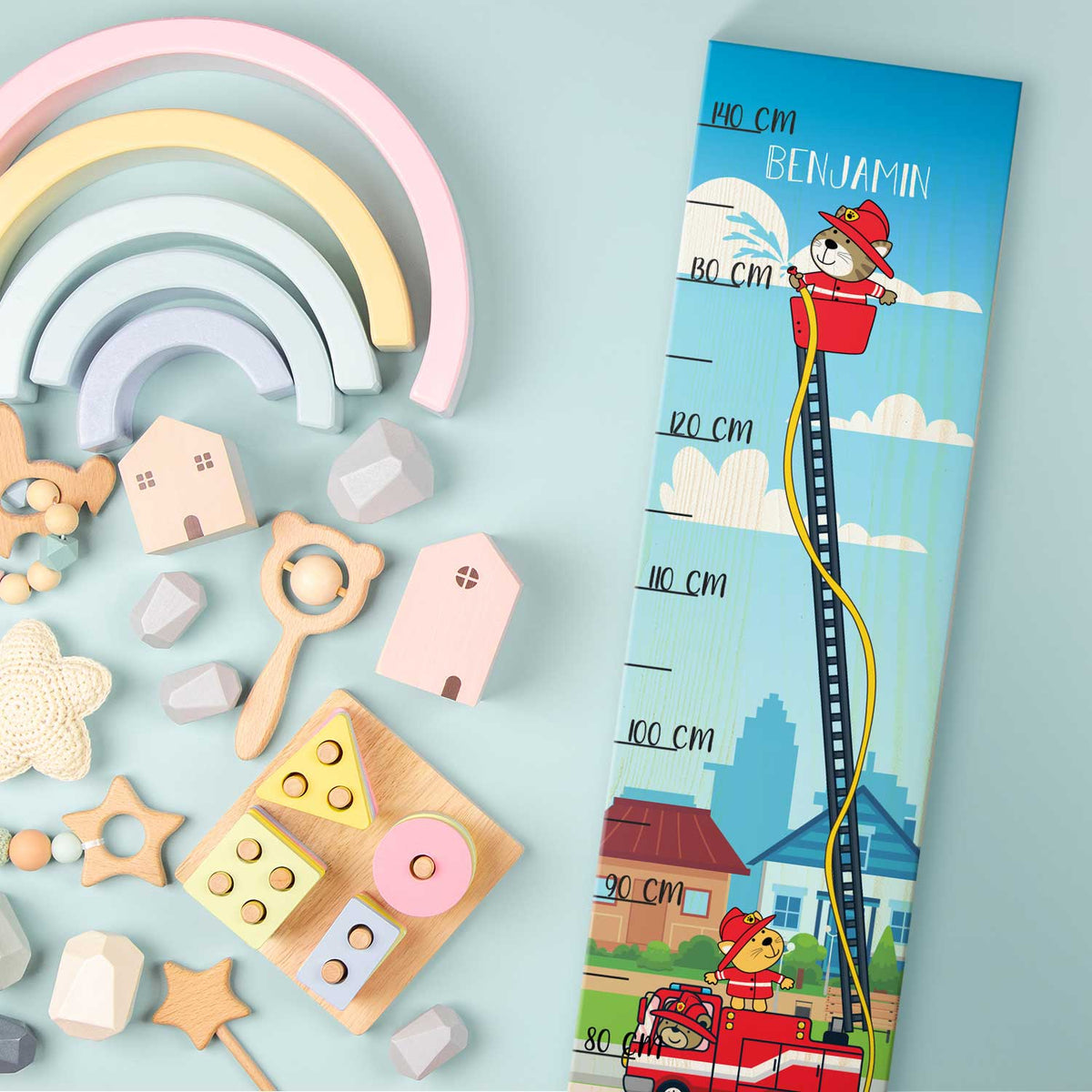 Messlatte mit Namen für Kinder im Feuerwehr Design