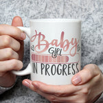 Bedruckte Tasse mit Spruch Baby in Progress