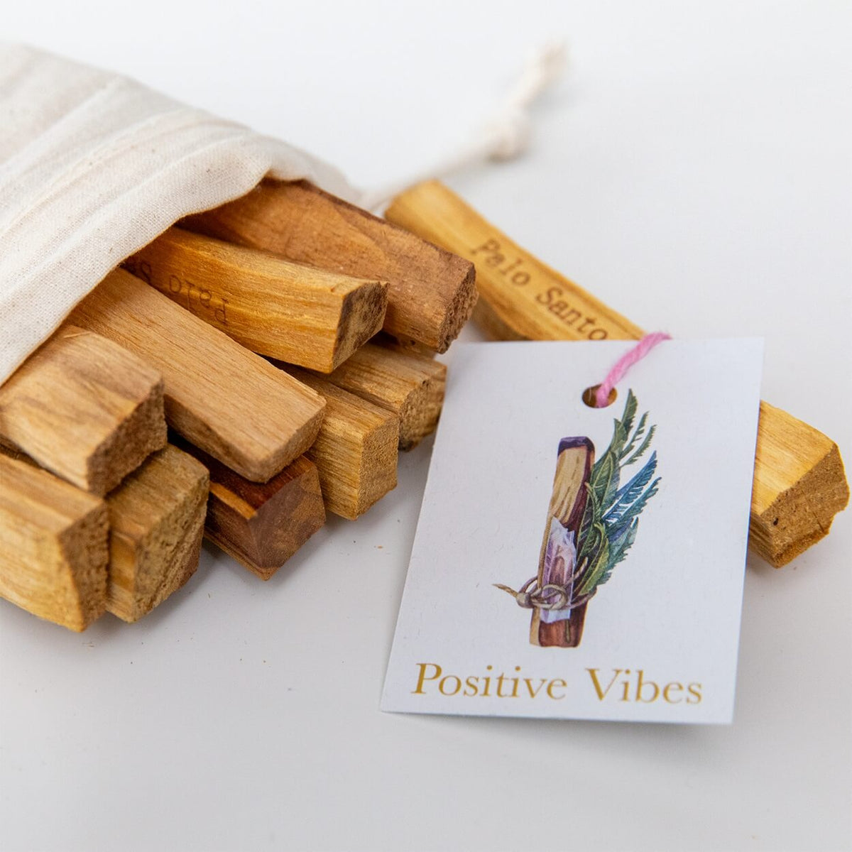 Palo Santo Holz: das heilige & warm duftende Holz aus Peru (10 Sticks)