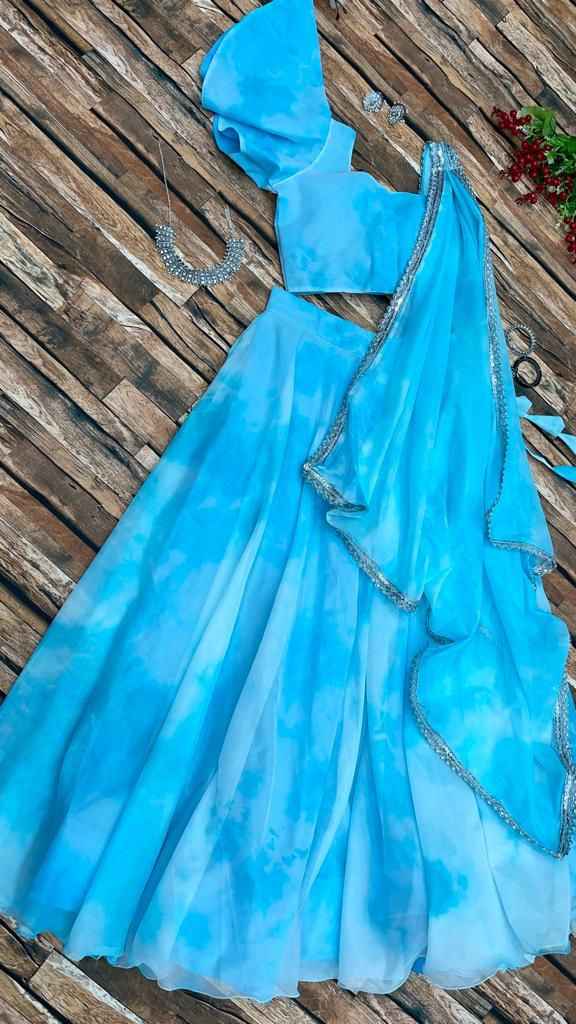 Pure georgette silk digital printed lehnga 8mtr flair lehnga with canvas patta 🌸 fully stitched(Party Wear Collection)