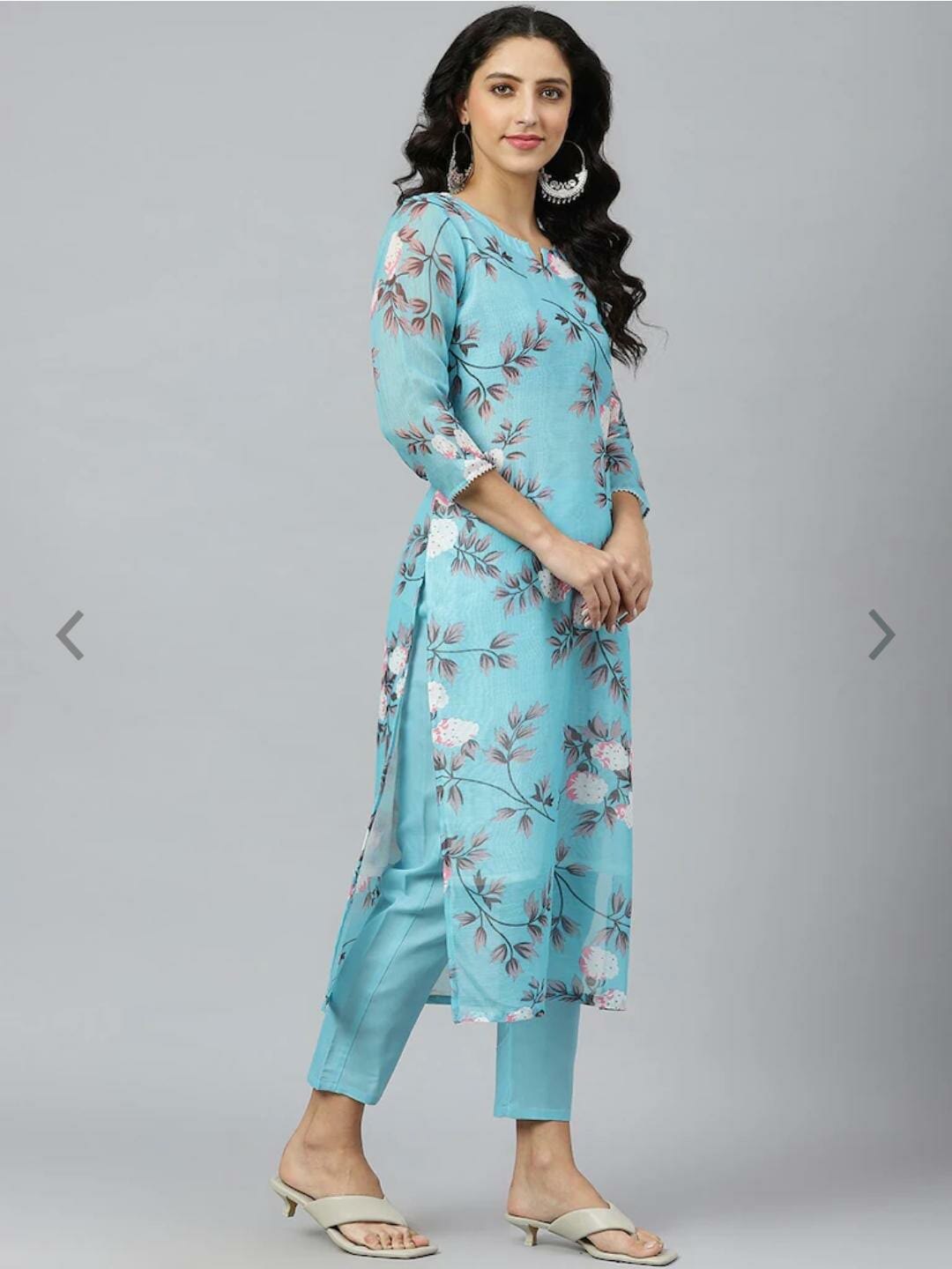 Blue Floral Printed Kurta With Trousers with Dupatta(Indian Outfit)