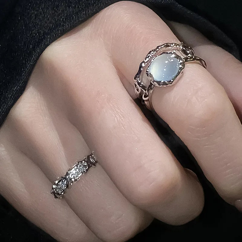 Trendiger Silberfarbener Ring