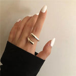 Trendiger Silberfarbener Ring