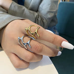 Trendiger Silberfarbener Ring