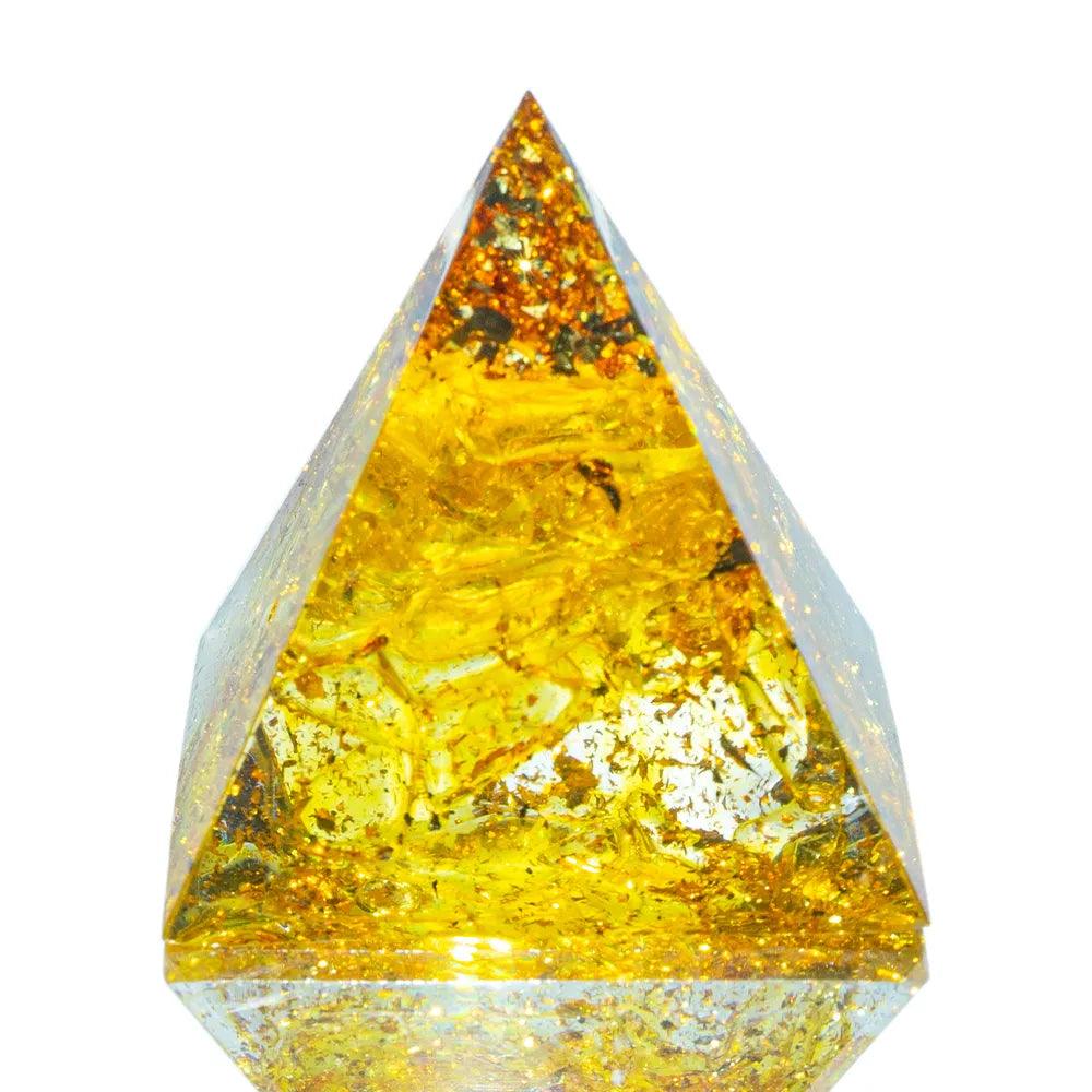PYRAMIDS Kristallamethysten Design