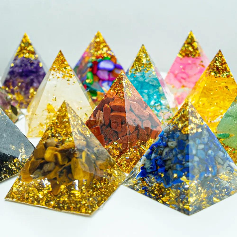 PYRAMIDS Kristallamethysten Design