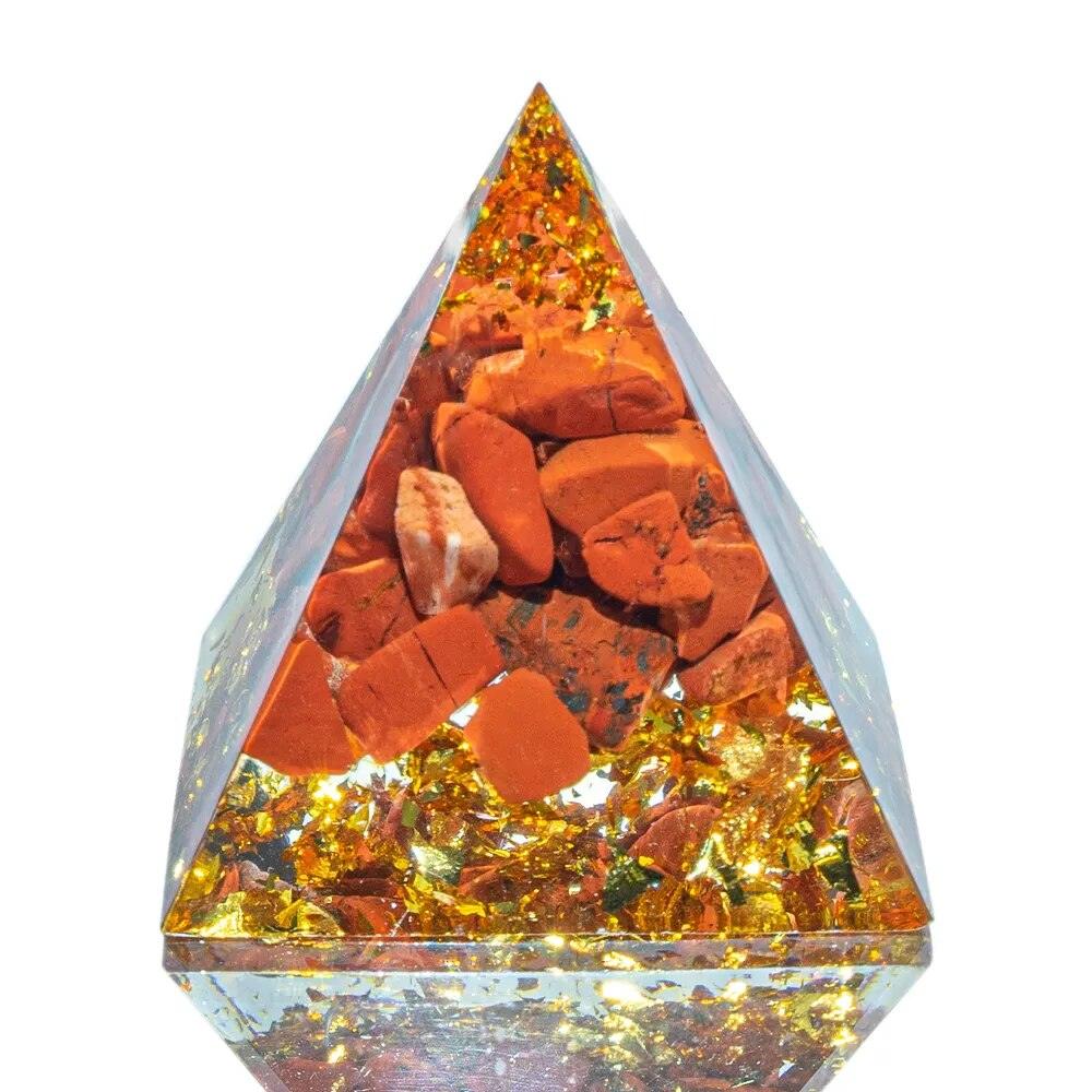 PYRAMIDS Kristallamethysten Design