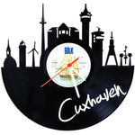 Wanduhr aus Vinyl Skyline Cuxhaven