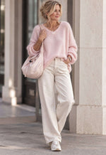 Flauschiger Alpaka Pullover V- Ausschnitt- Rosa -DELIGHT SPRING Namma Markt