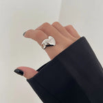 Trendiger Silberfarbener Ring