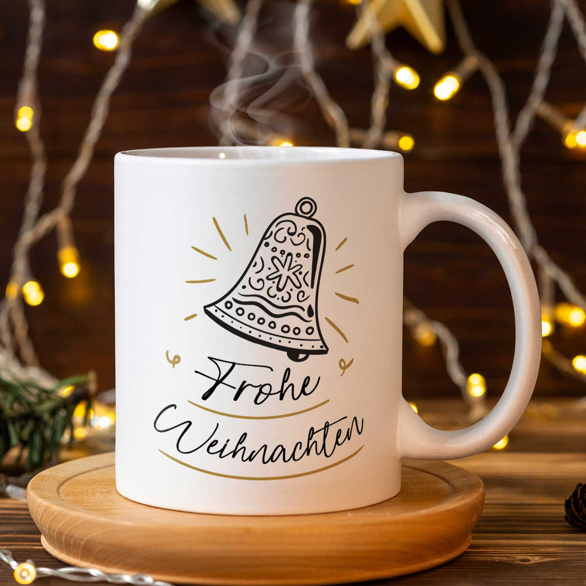 Bedruckte Tasse mit Weihnachtsmotiv im Weihnachtsglocke Design