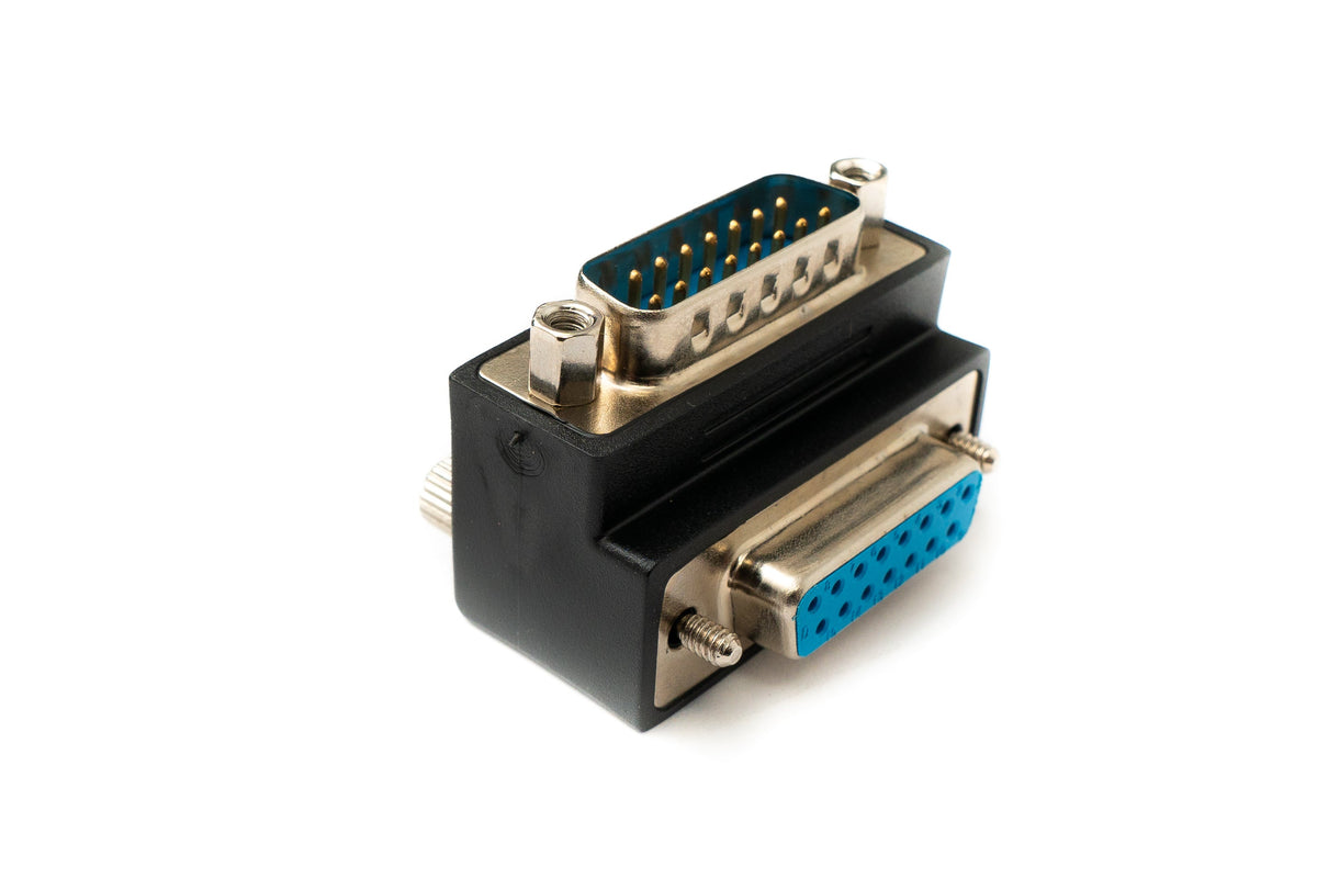 DB15 Adapter DSUB 15 Pin Stecker zu Buchse 90° Winkel Schraube Kabel in Schwarz | System-S