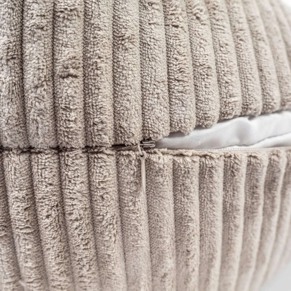 Stillkissen Cord XXL –  ergonomisch & stilvoll Namma Markt