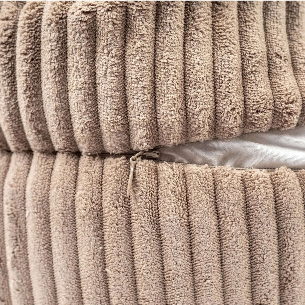 Stillkissen Cord XXL –  ergonomisch & stilvoll Namma Markt