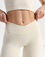 Set Bootcut Leggings High Waist + Cropped Top Seamless – Creme