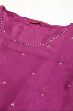 Pink Embroidered kurta With Parallel Pants And Dupatta in Germany Namma Markt