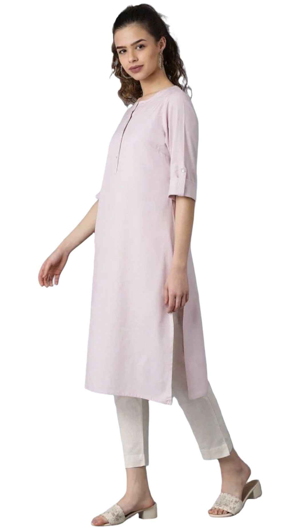 Light Purple Round Neck Solid kurta in Essen