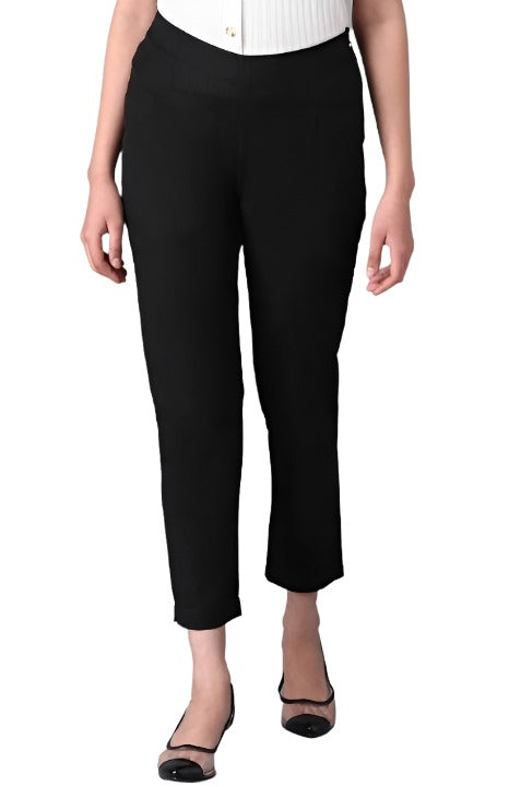Black Fitted Pants in Poland