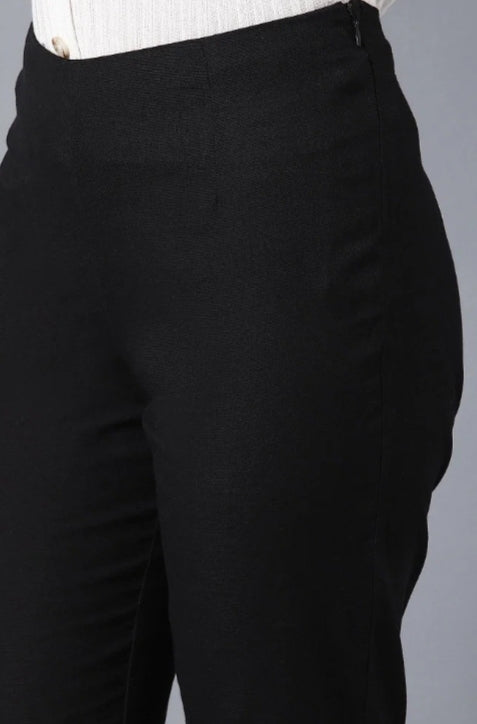 Black Fitted Pants in Poland