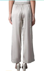 W for Women Relaxed Fit Pants in Essen