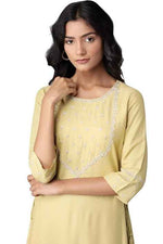 Green Solid Panelled A-line kurta in Munich