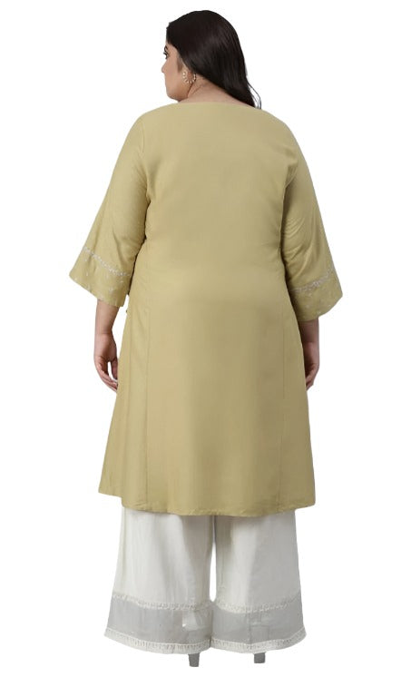 Green Solid Panelled A-line kurta in Munich