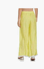 Wishful Women's Straight Fit Pants in Berlin