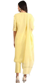 Yellow Sweetheart Neck kurta Set in Munich