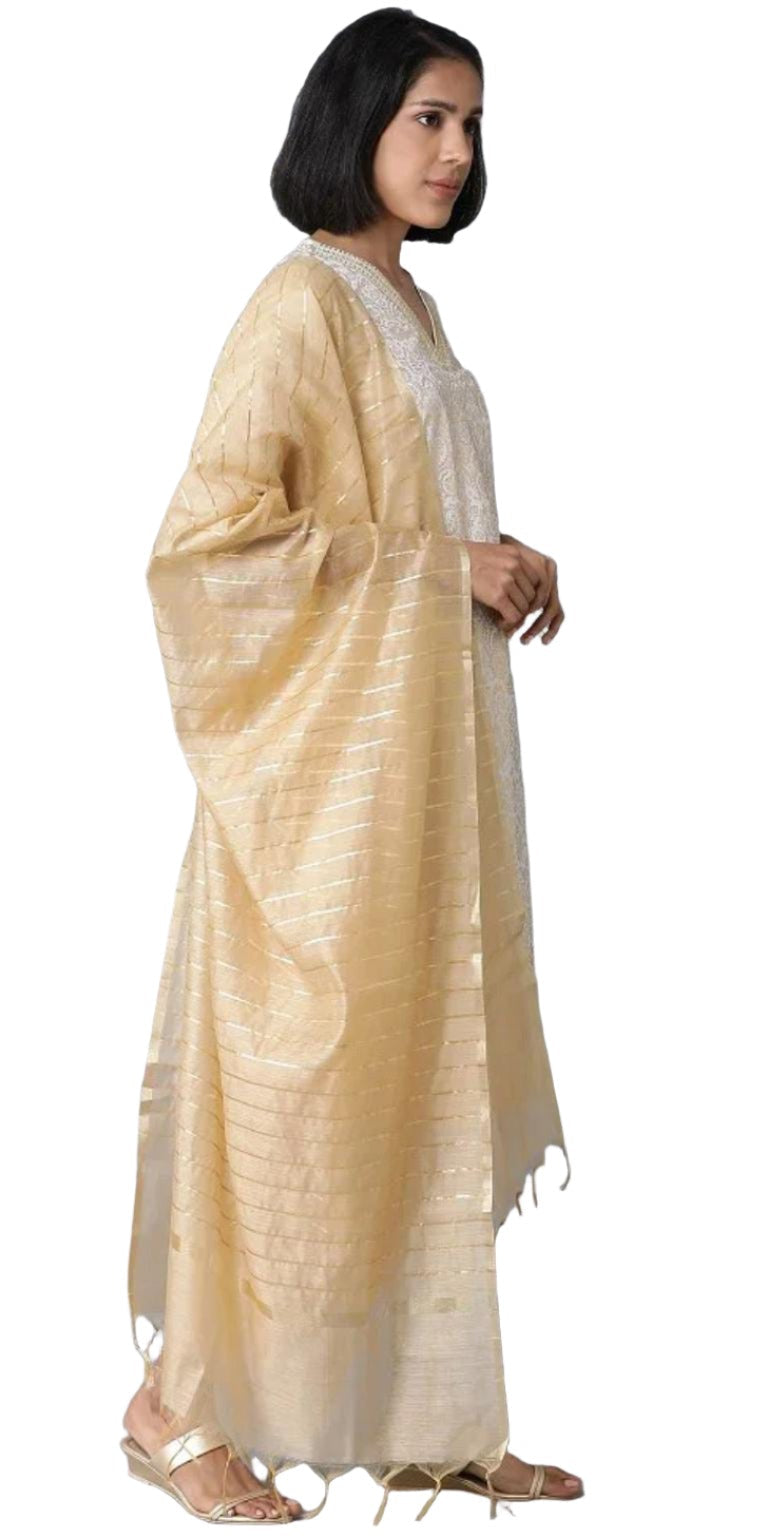 Off-White Yarn-Dyed Straight kurta-Trousers-Dupatta Set in Germany